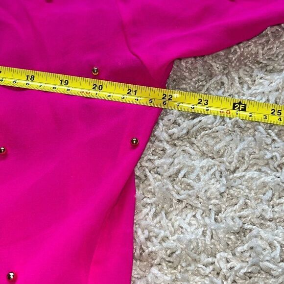 Beautiful 100% silk, Adam Douglas / Adrian Papell hot pink blouse with gold pear - Picture 12 of 14